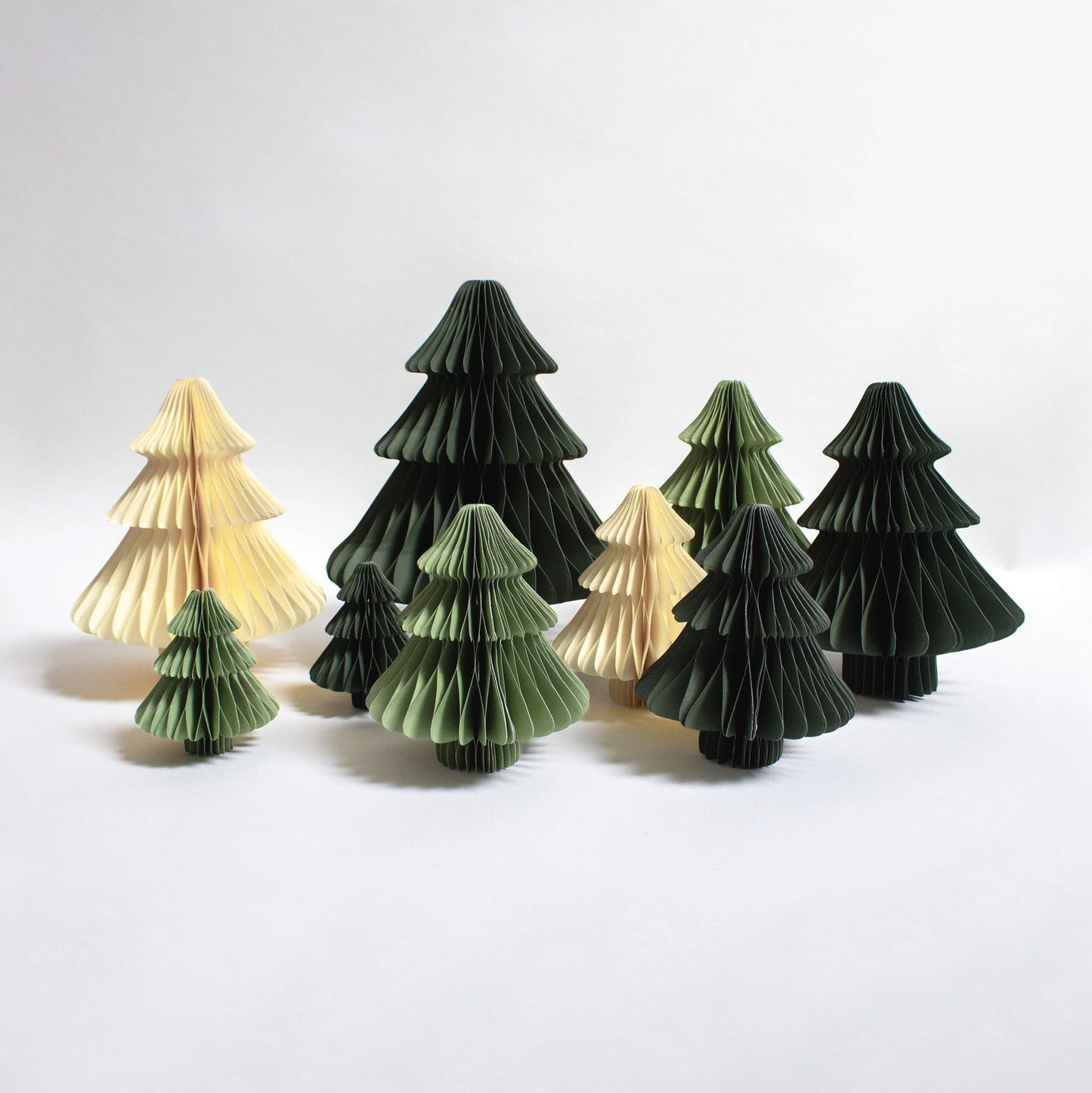 Papier Weihnachtsbaum mit Stamm