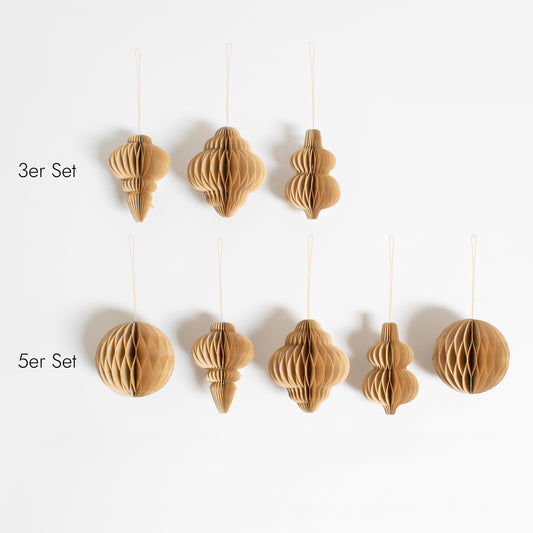 Papier-Christbaumschmuck für eine nachhaltige, nordisch inspirierte Weihnachtszeit