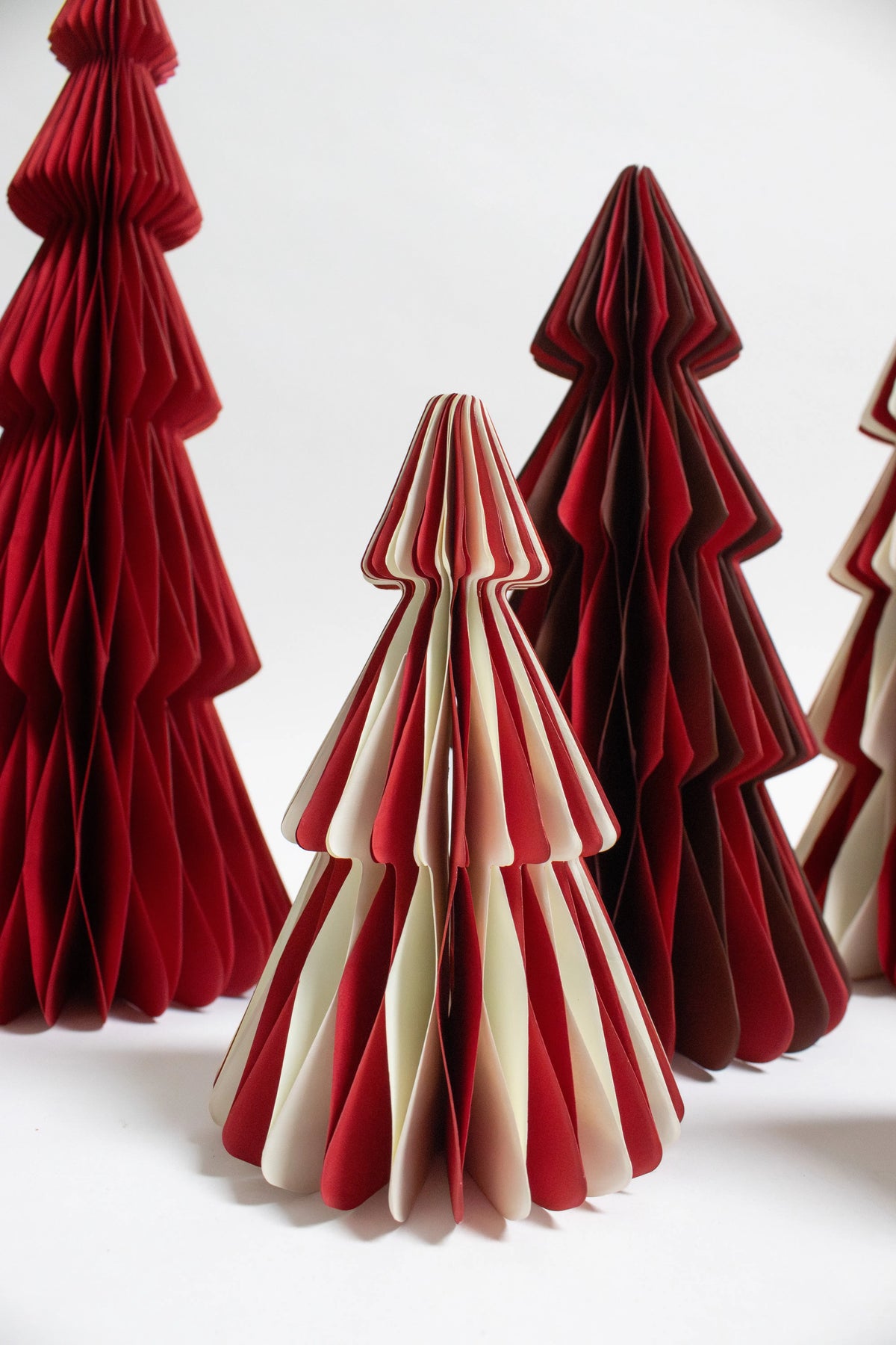 Papier-Weihnachtsbaum zweifarbig Rot – 15 bis 35 cm