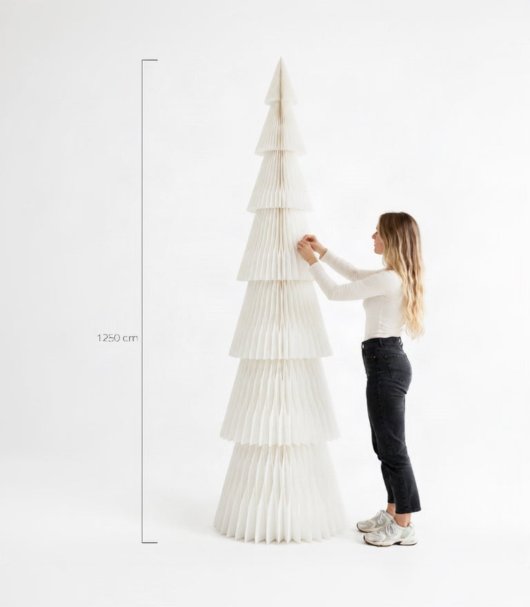 XXL Papier-Weihnachtsbaum Tilda – 120 bis 300 cm