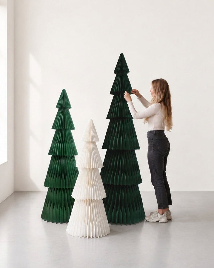 XXL Papier-Weihnachtsbaum Tilda – 120 bis 300 cm
