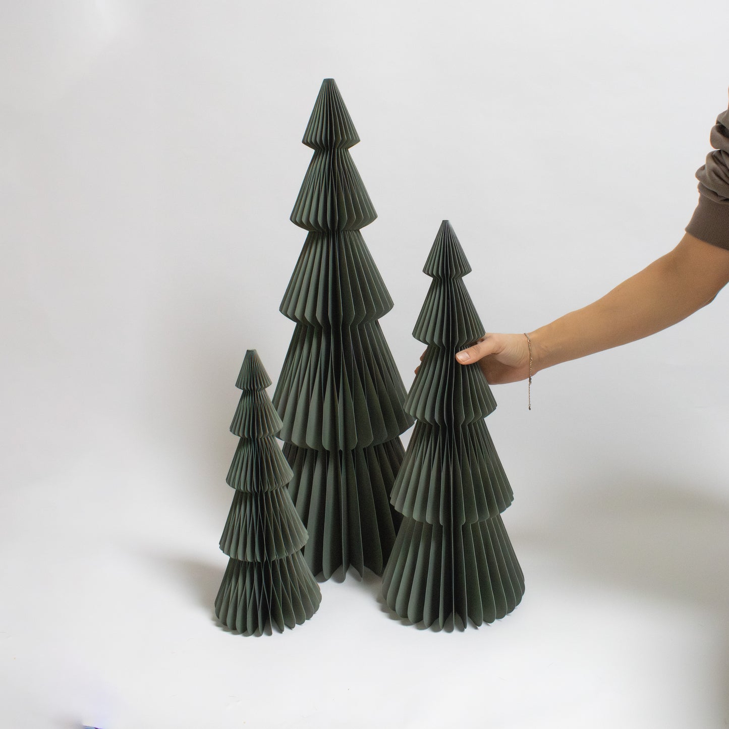 XL Stilvoller Papierweihnachtsbaum weiß grün