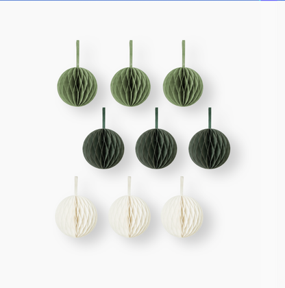 Christbaumschmuck aus Papier – Kugeln & Ornamente grün