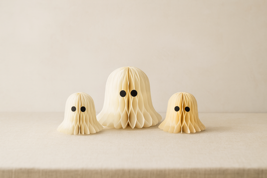 Papier-Geister zum Aufhängen – Halloween-Deko, 8 & 13 cm