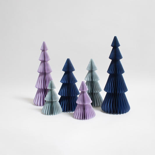 Papier-Weihnachtsbaum in Blau & Lila